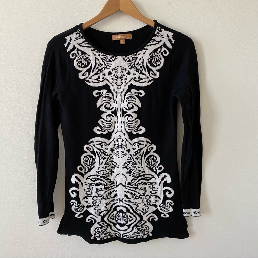 Ellen Tracy Women’s Black & White Sweater Tunic GUC